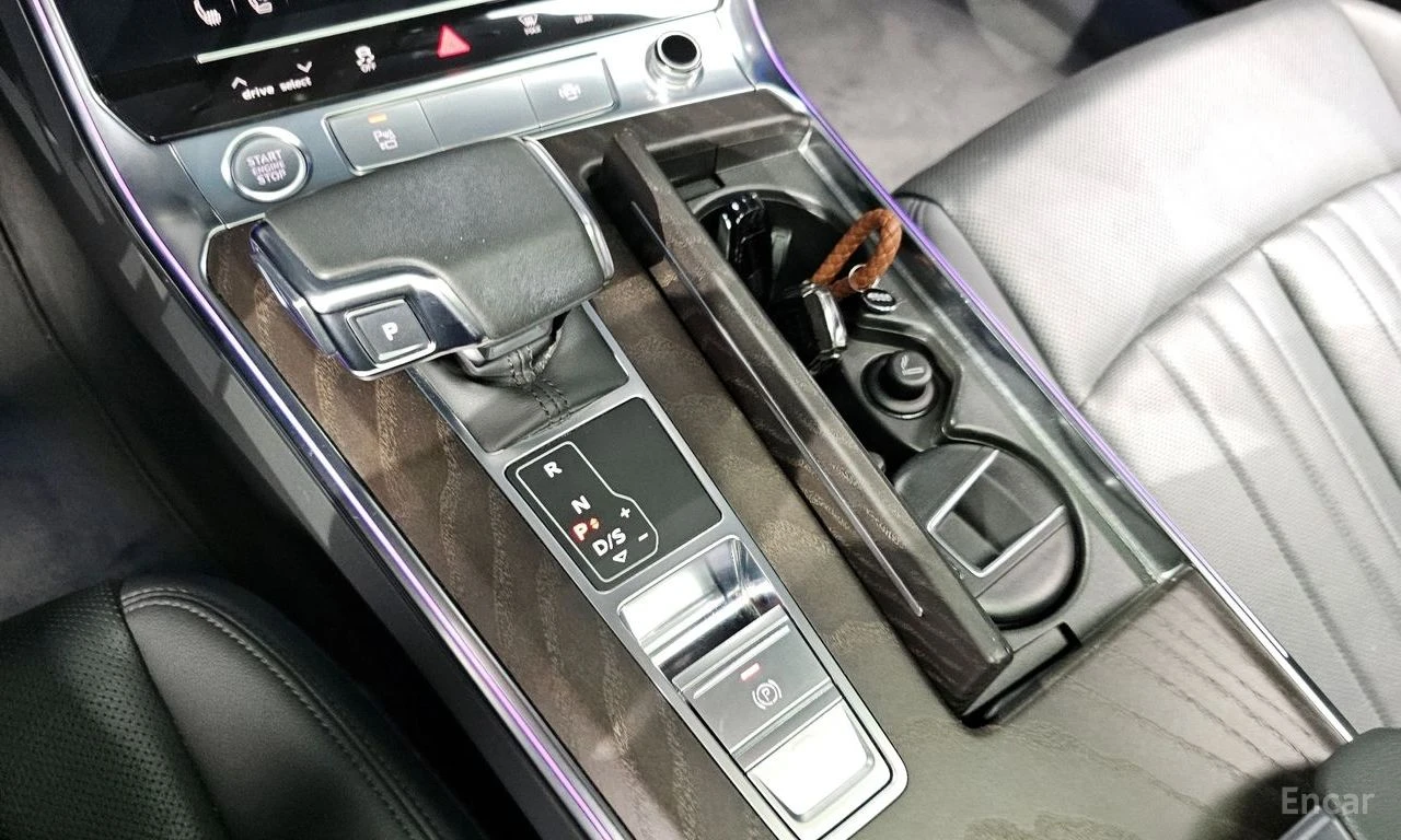 Audi A6 45TFSI* HEAD-UP* DISTRONIC* 360CAMERA* , снимка 10 - Автомобили и джипове - 54596108