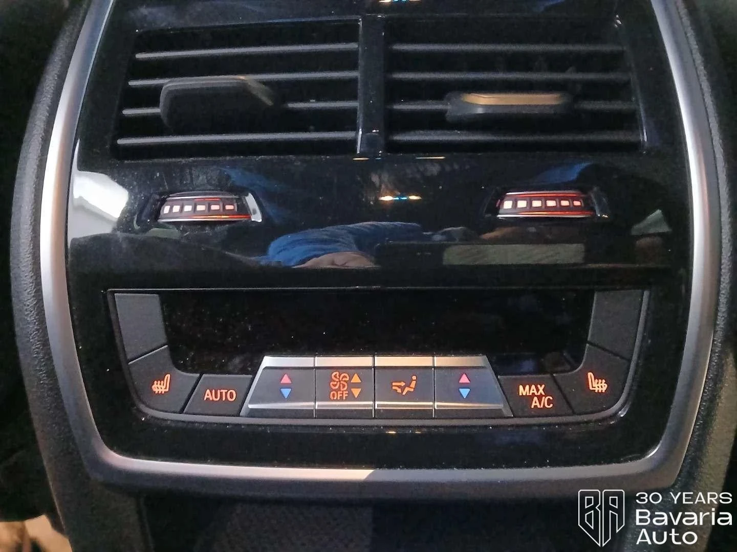 BMW XM 50e Sportautomatic, снимка 15 - Автомобили и джипове - 54969899