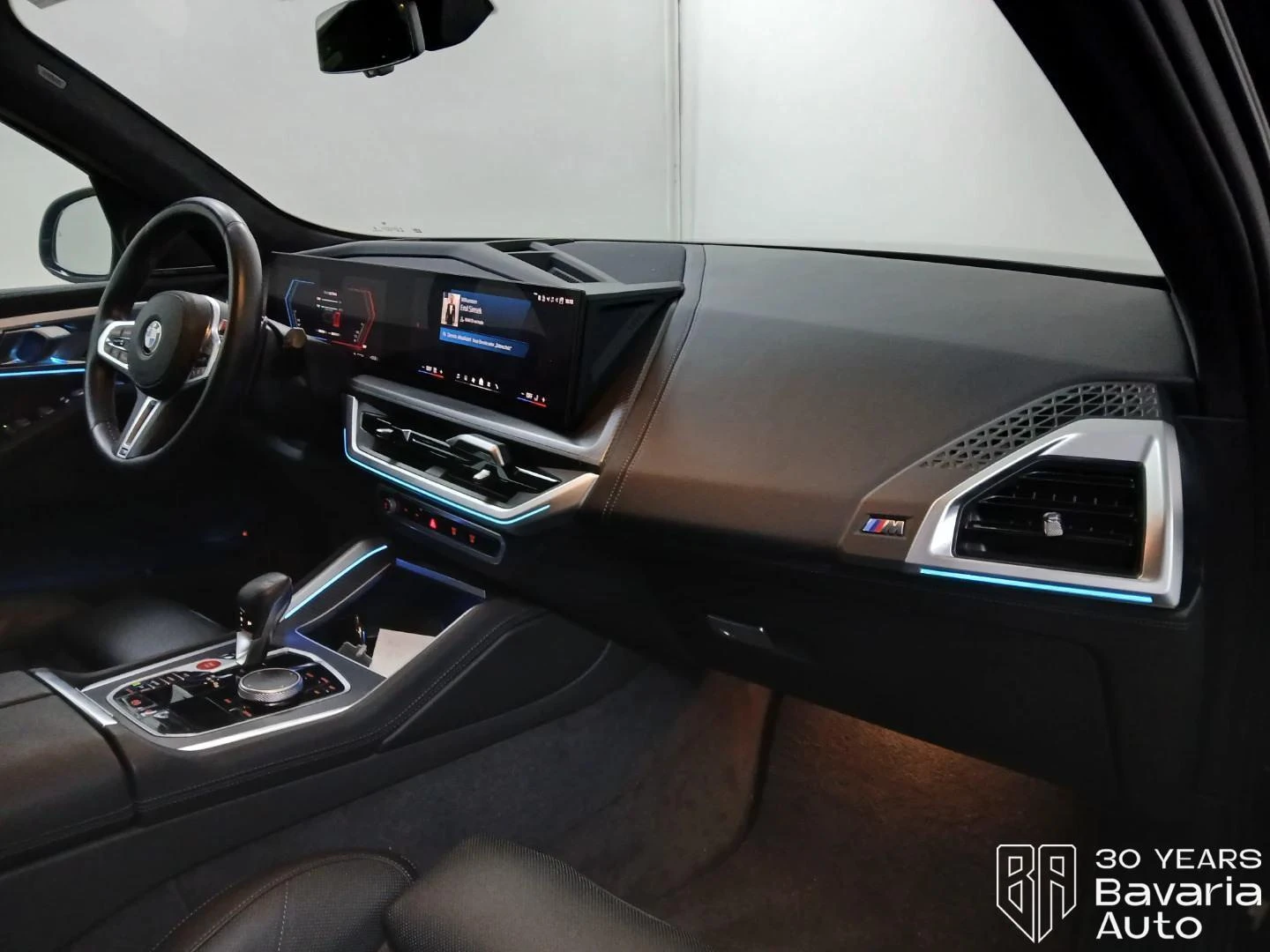 BMW XM 50e Sportautomatic, снимка 7 - Автомобили и джипове - 54969899