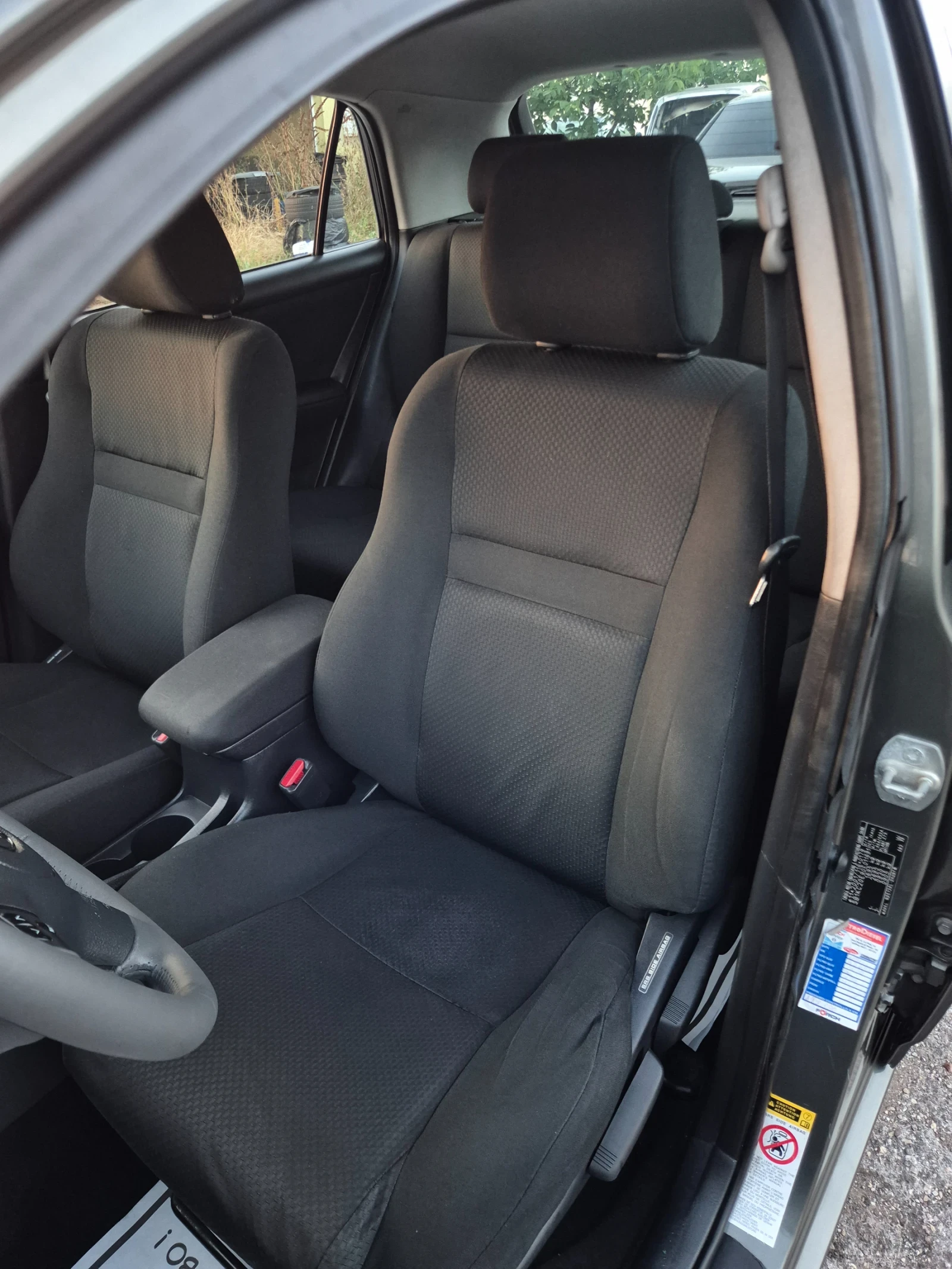 Toyota Corolla 1.4D4D* АВТОМАТ* КЛИМА, снимка 10 - Автомобили и джипове - 54991057