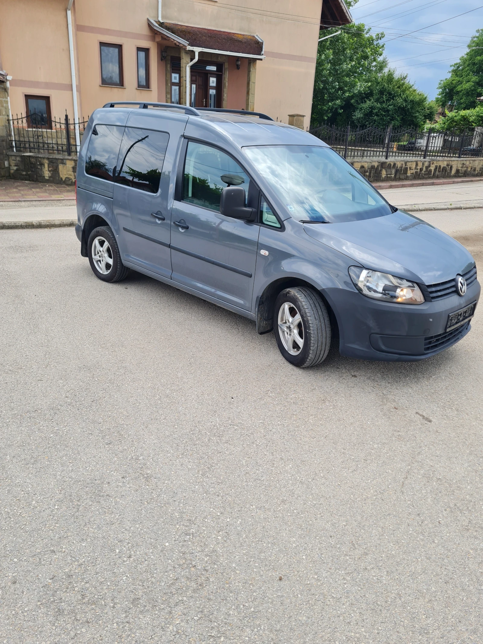 VW Caddy 1.2 TSI , снимка 3 - Автомобили и джипове - 55017966