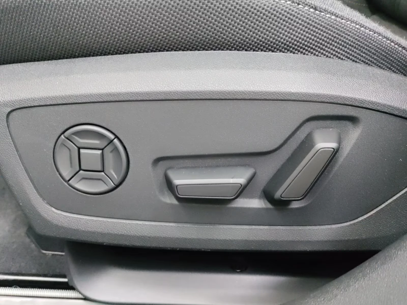 Audi A5 E-HYBRID / AVANT / MMI DISPLAY / S- LINE/ MATRIX /, снимка 5 - Автомобили и джипове - 55318723