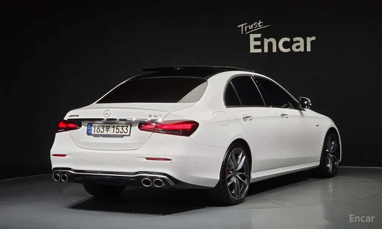 Mercedes-Benz E 53 AMG 4MATIC+ /ОБДУХВАНЕ/ДИСТРОНИК/360, снимка 2 - Автомобили и джипове - 55588862