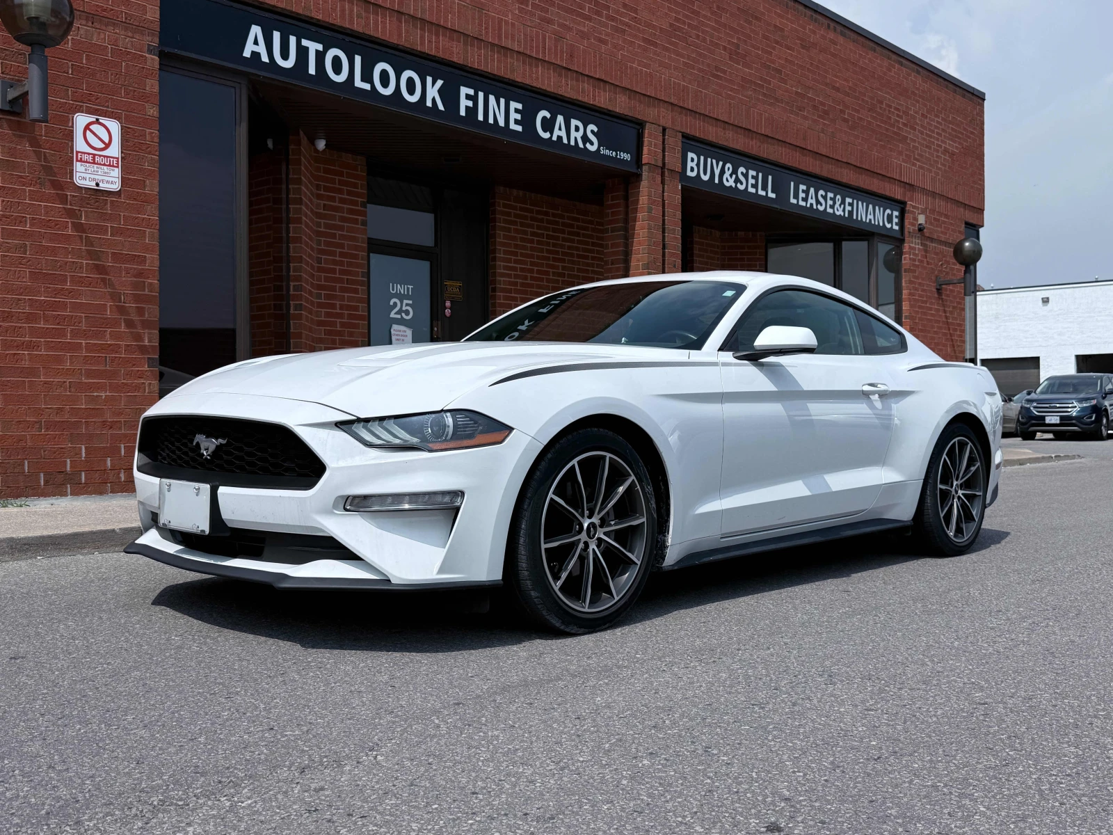 Ford Mustang * EcoBoost * CARFAX * 