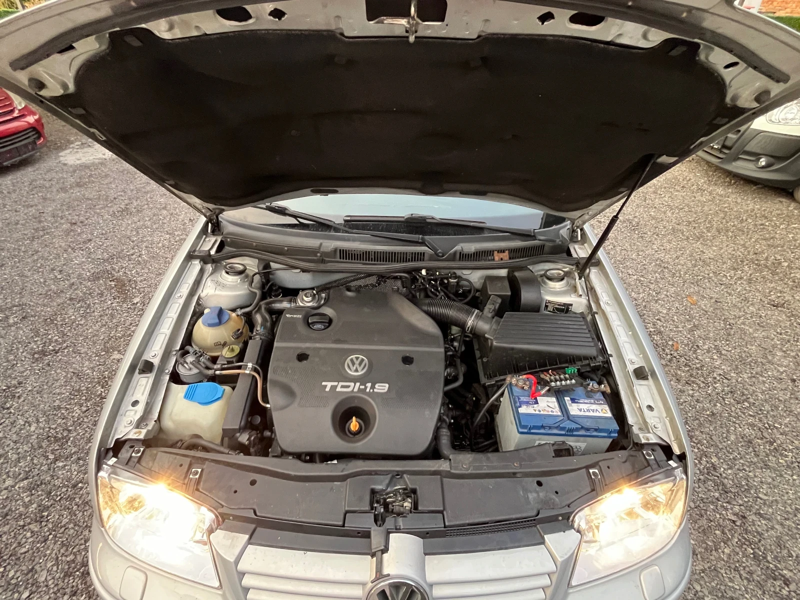 VW Bora 1.9TDI 90hp, снимка 13 - Автомобили и джипове - 56274057