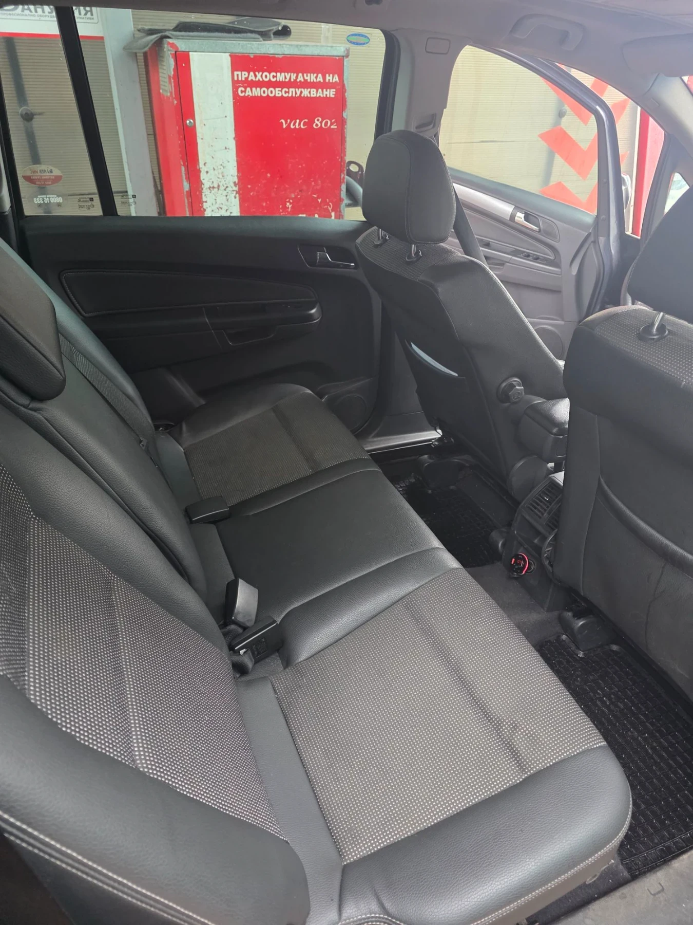 Opel Zafira, снимка 9 - Автомобили и джипове - 56655103