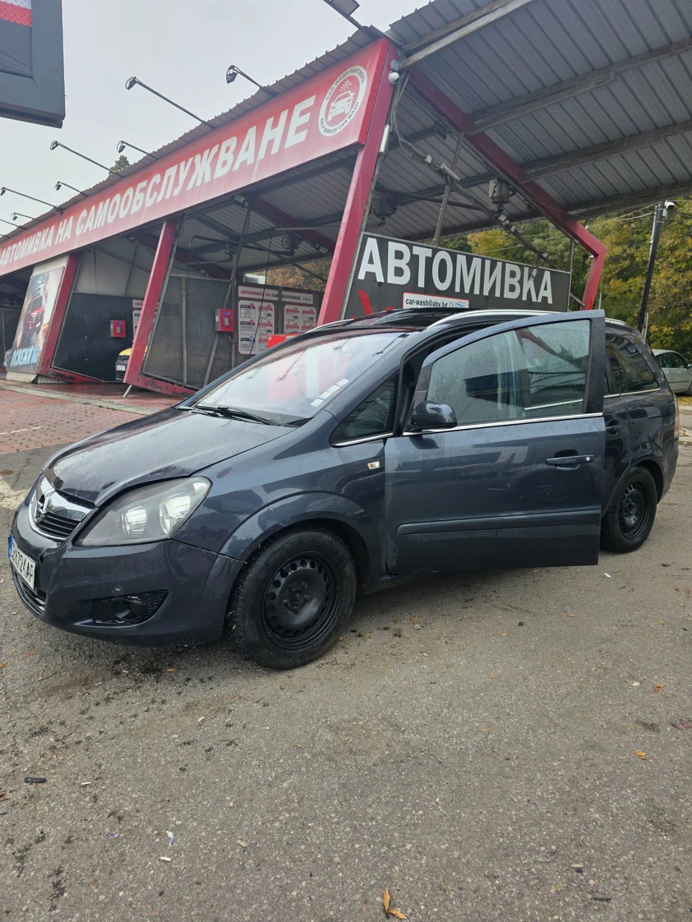 Opel Zafira, снимка 4 - Автомобили и джипове - 56655103