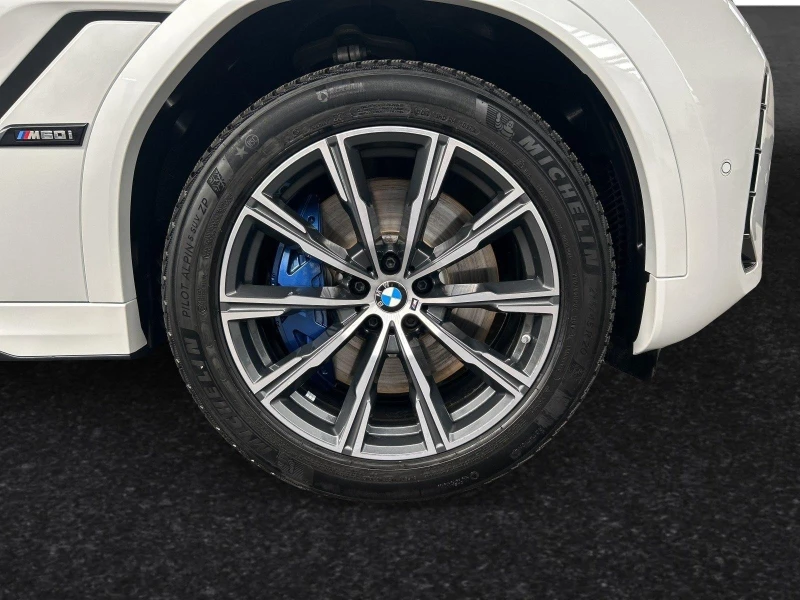 BMW X6 M60I XDRIVE PANO HEAD UP B&W 360, снимка 4 - Автомобили и джипове - 52056218