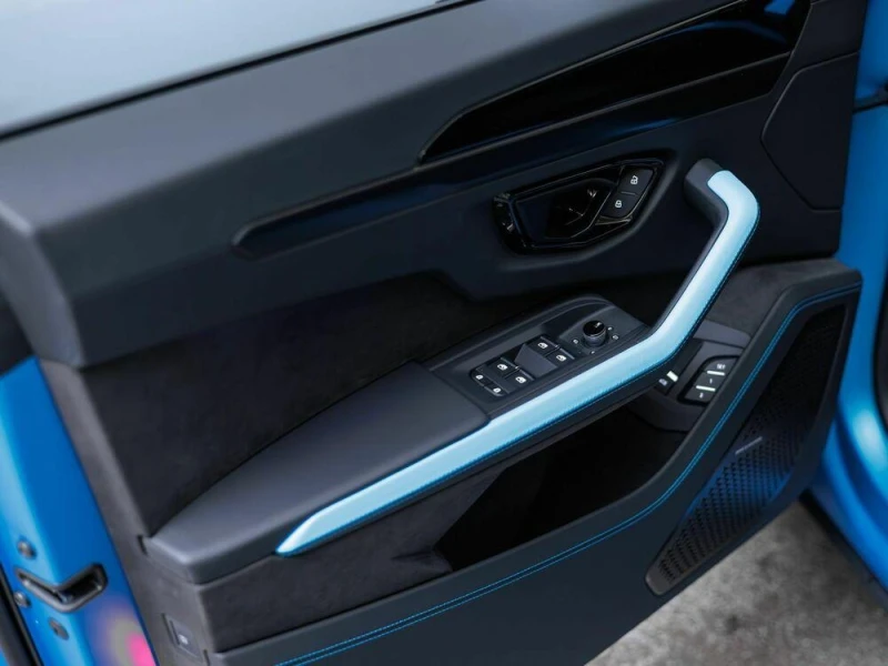 Lamborghini Urus SE HYBRID KERAMIK B&O PANORAMA , снимка 9 - Автомобили и джипове - 52484265