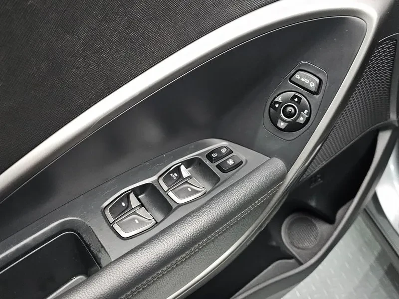 Hyundai Santa fe 2.0, снимка 12 - Автомобили и джипове - 54255466