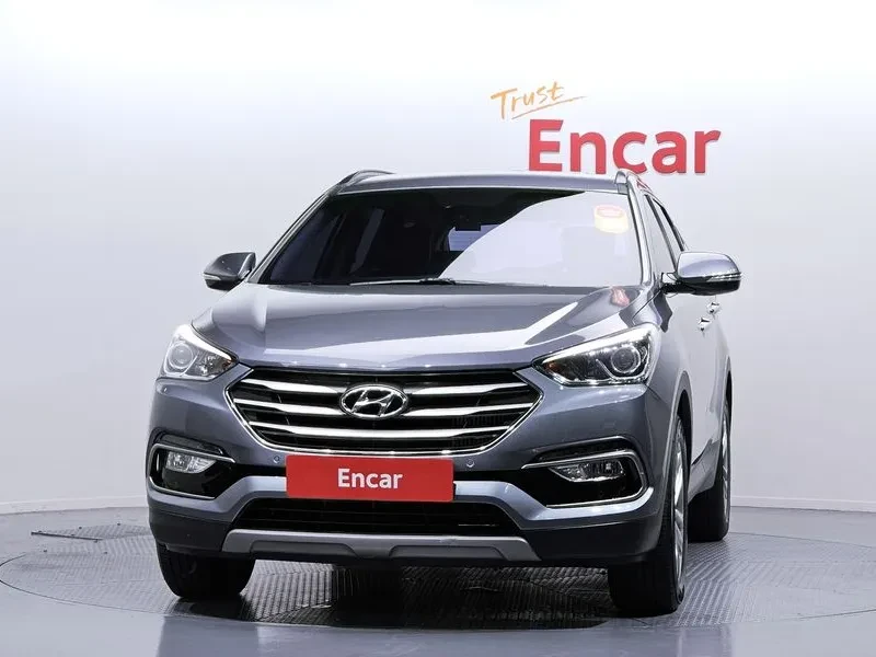 Hyundai Santa fe 2.0, снимка 3 - Автомобили и джипове - 54255466