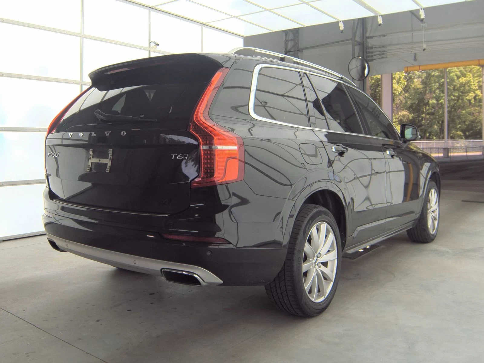 Volvo Xc90 T6* MOMENTUM* ДИГИТАЛНО* ТАБЛО* КАМЕРА* МАСАЖ* ДИС - изображение 2