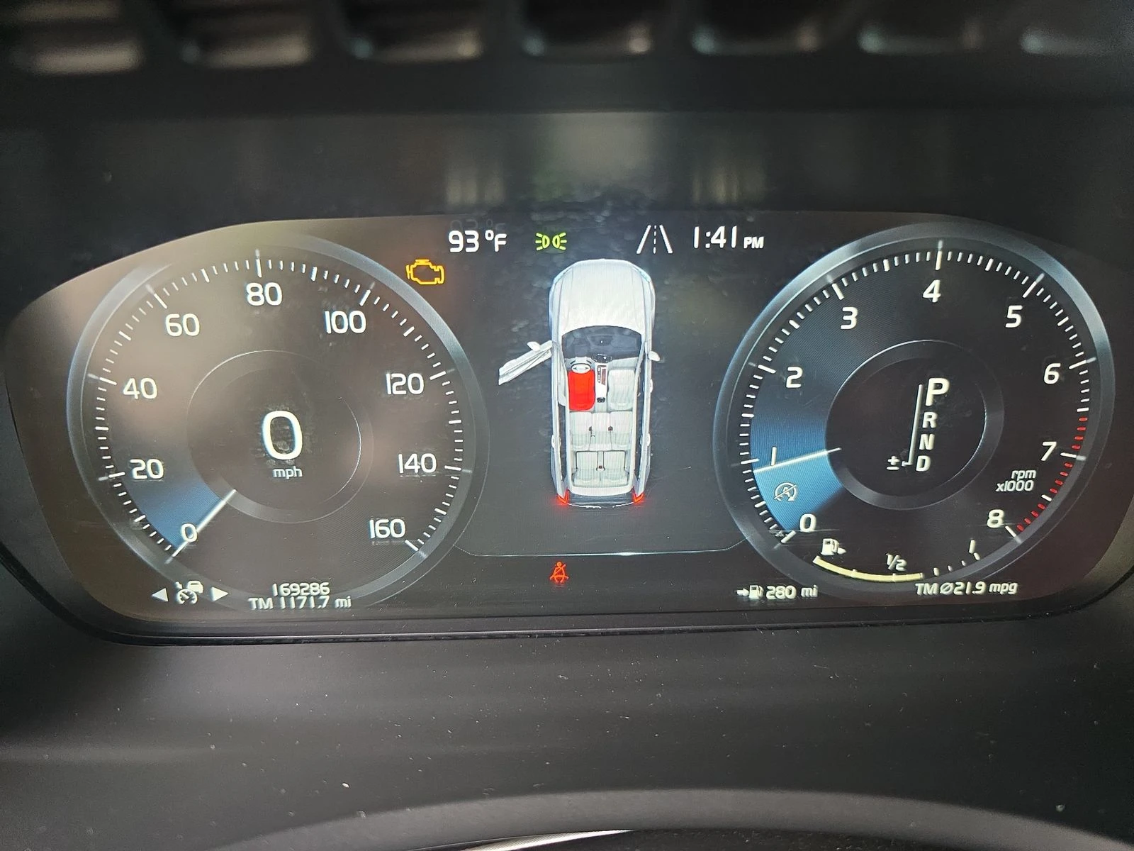 Volvo Xc90 T6* MOMENTUM* ДИГИТАЛНО* ТАБЛО* КАМЕРА* МАСАЖ* ДИС - изображение 10