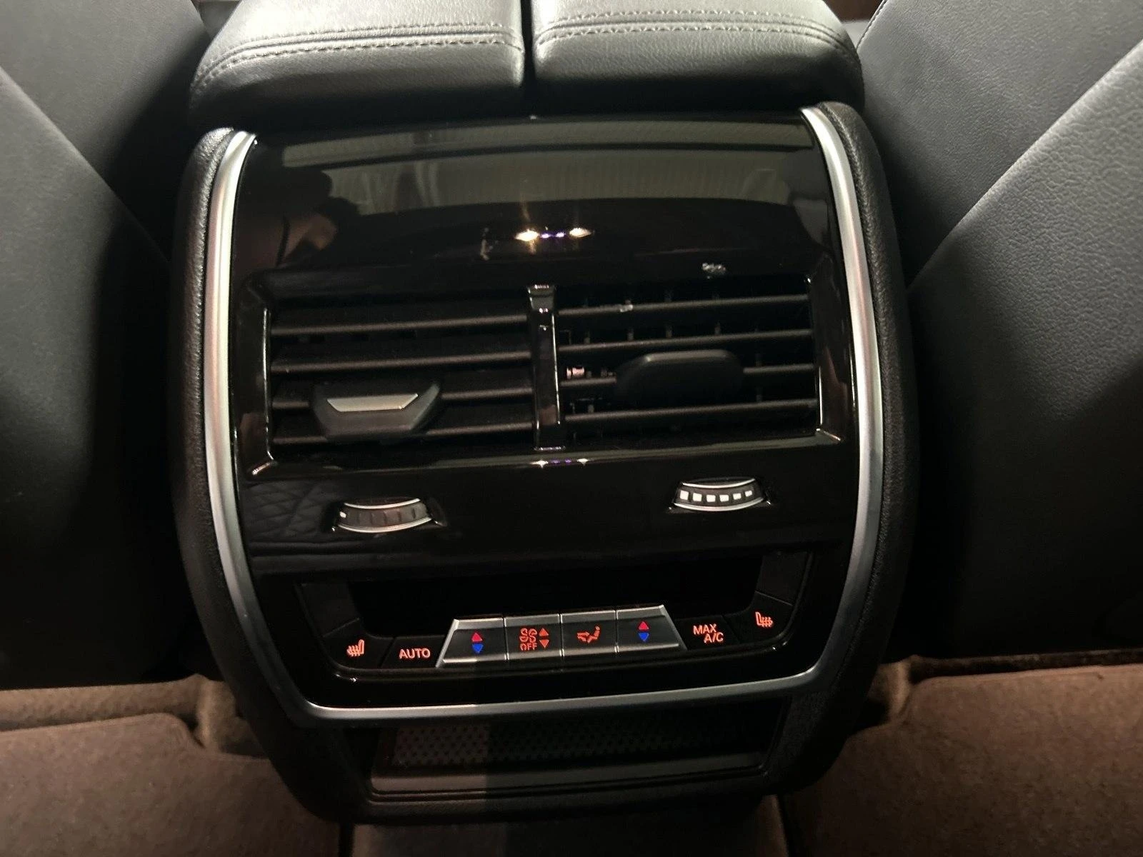 BMW X6 M60I XDRIVE PANO HEAD UP B&W 360 | Mobile.bg   17