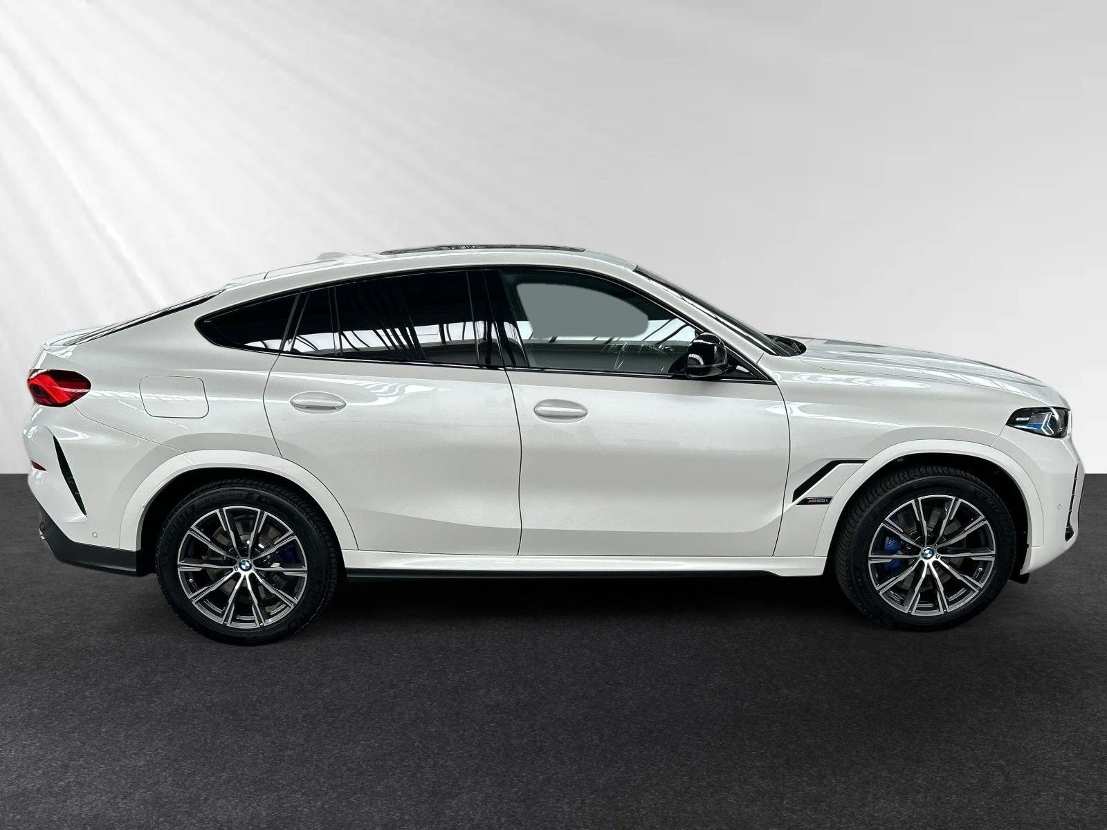 BMW X6 M60I XDRIVE PANO HEAD UP B&W 360 - изображение 5