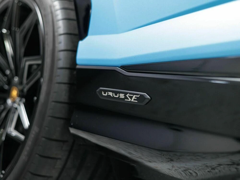 Lamborghini Urus SE HYBRID KERAMIK B&O PANORAMA  - изображение 8