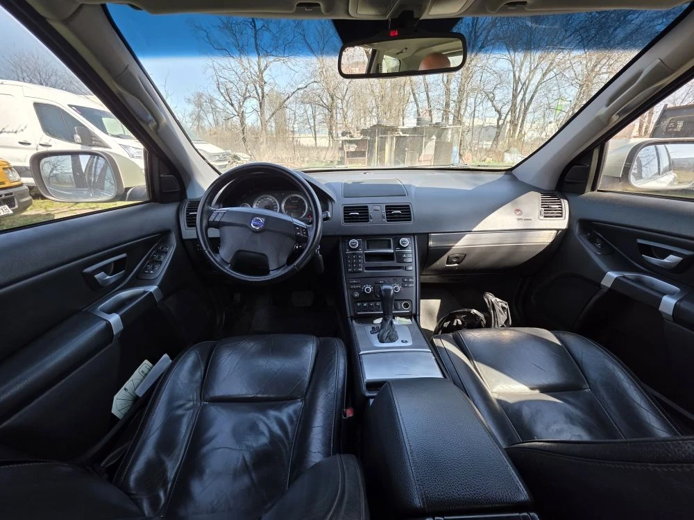 Volvo Xc90 2.5D 184кс 7-места .Бартер лизинг, снимка 7 - Автомобили и джипове - 53830467