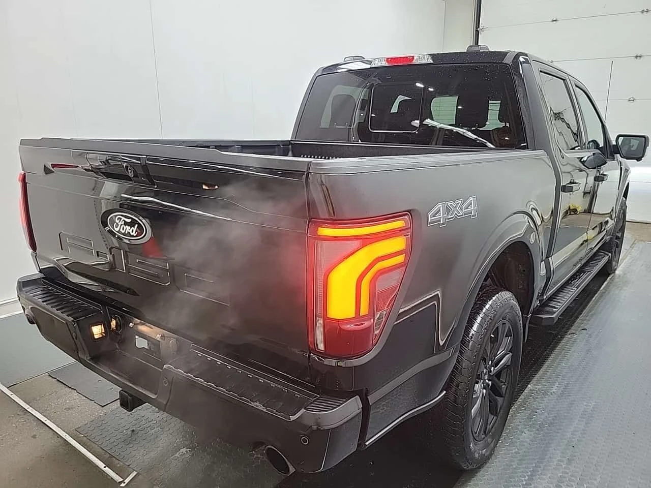 Ford F150 ОБДУХВАНЕ| 360 КАМЕРИ| ПАНОРАМА| CARFAX, снимка 3 - Автомобили и джипове - 53861028