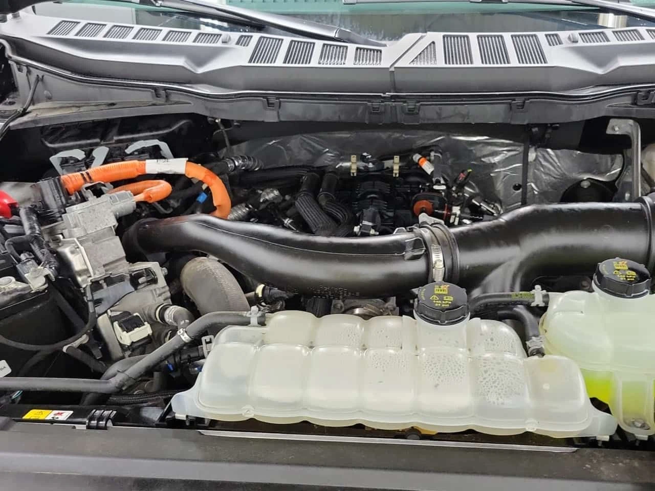 Ford F150 ОБДУХВАНЕ| 360 КАМЕРИ| ПАНОРАМА| CARFAX, снимка 16 - Автомобили и джипове - 53861028