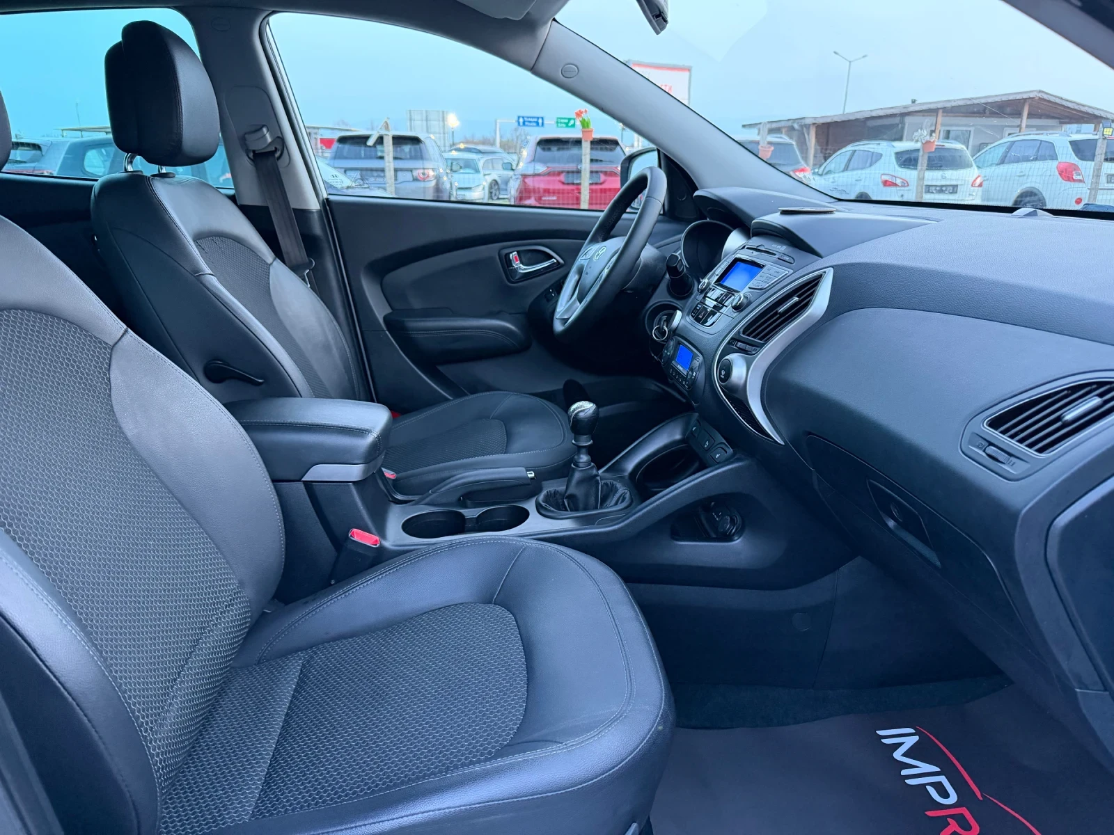 Hyundai IX35 1.7d 116kc., снимка 11 - Автомобили и джипове - 53882786