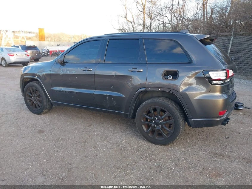 Jeep Grand cherokee Altitude 4X4, снимка 3 - Автомобили и джипове - 53940988