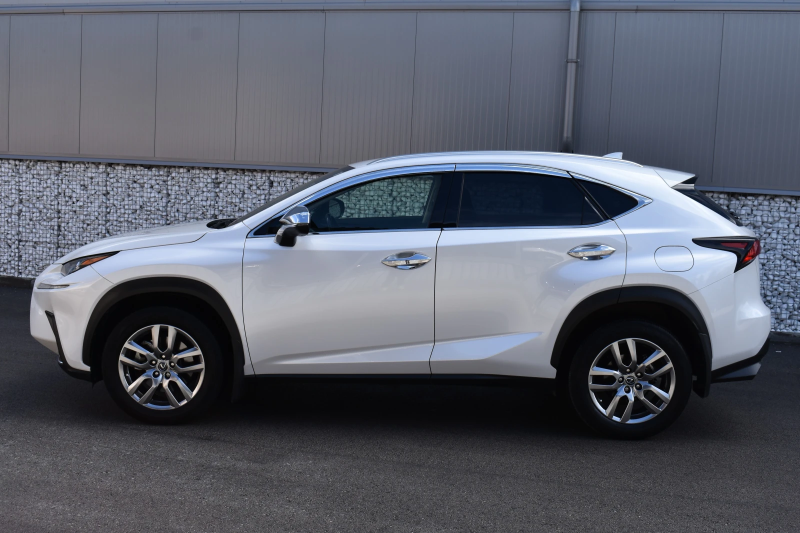 Lexus NX 300 2.0T/238kc/AWD/PREMIUM/FACELIFT/85000km/TOP!, снимка 3 - Автомобили и джипове - 54010752