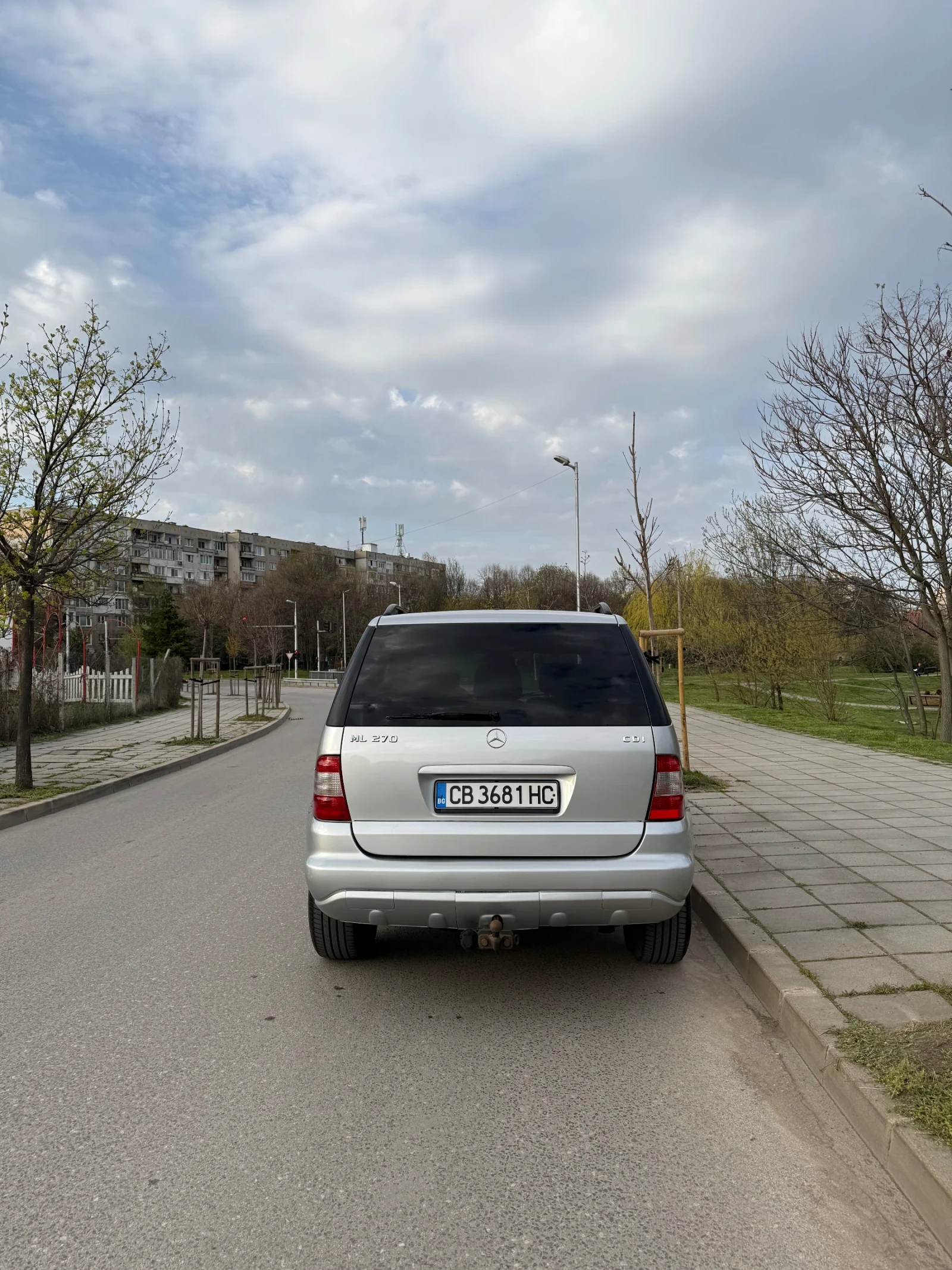 Mercedes-Benz ML 270, снимка 3 - Автомобили и джипове - 54195238