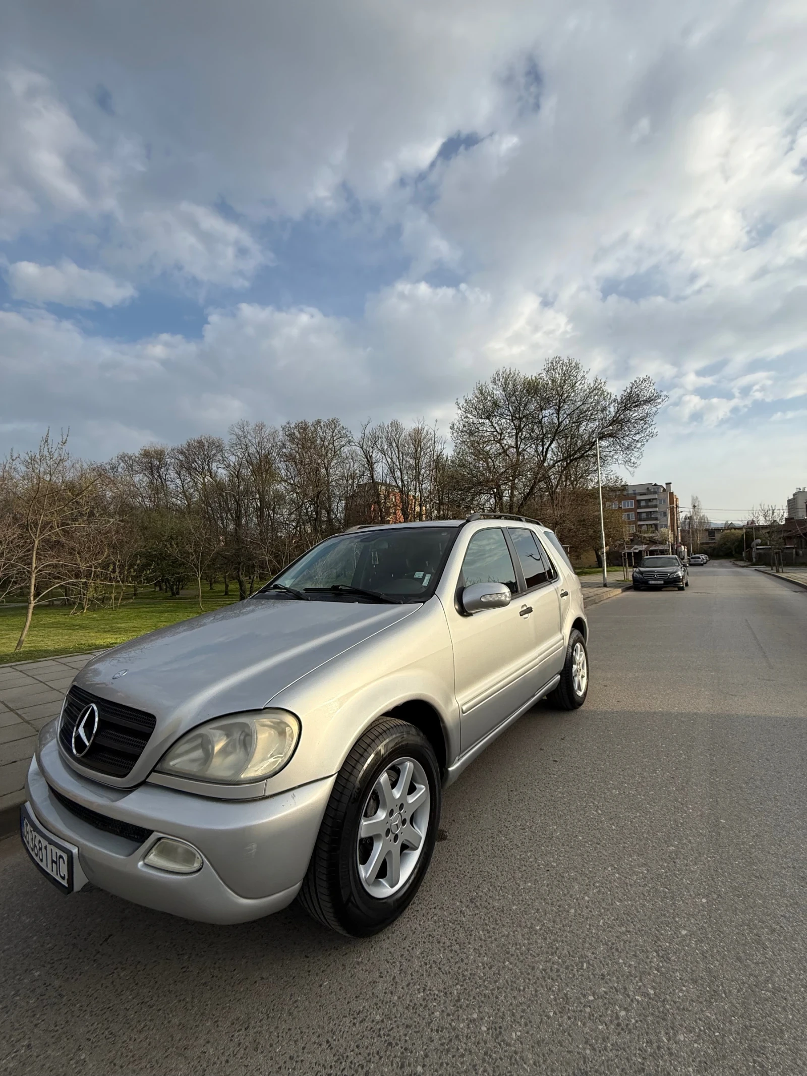 Mercedes-Benz ML 270, снимка 2 - Автомобили и джипове - 54195238