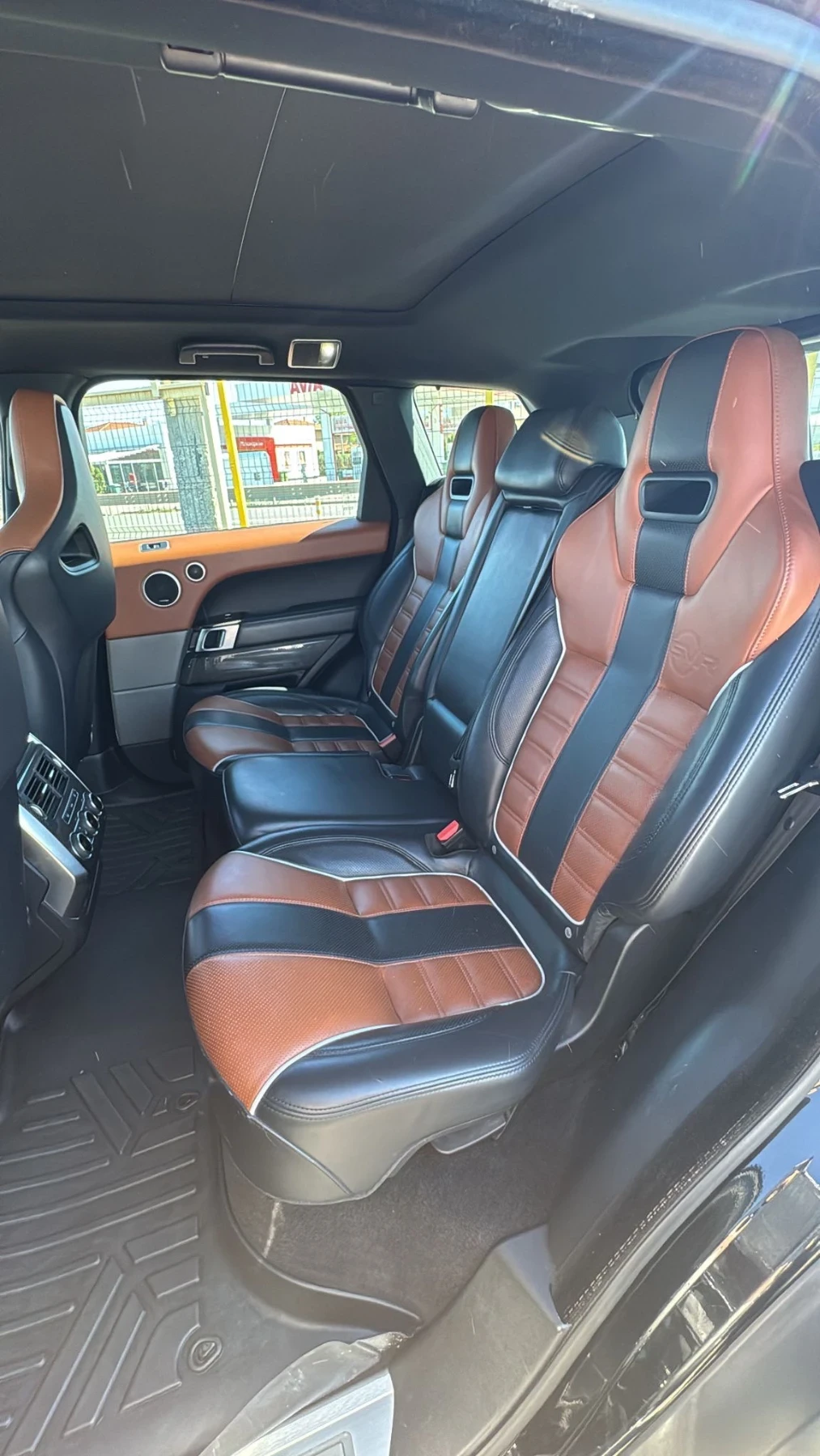 Land Rover Range Rover Sport SVR, снимка 7 - Автомобили и джипове - 54553687