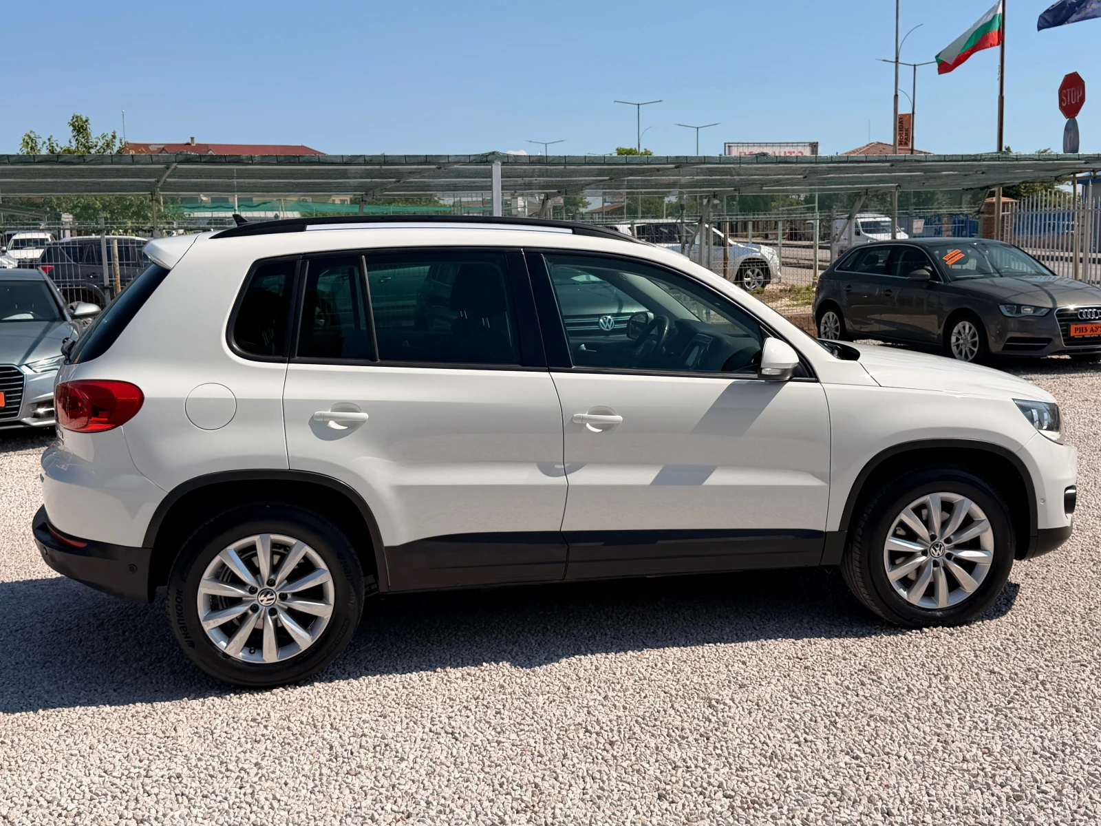 VW Tiguan 2.0TDI* NAVI* KAMERA* ANDROID* 6SK* 140KS* LIZING, снимка 4 - Автомобили и джипове - 54831445