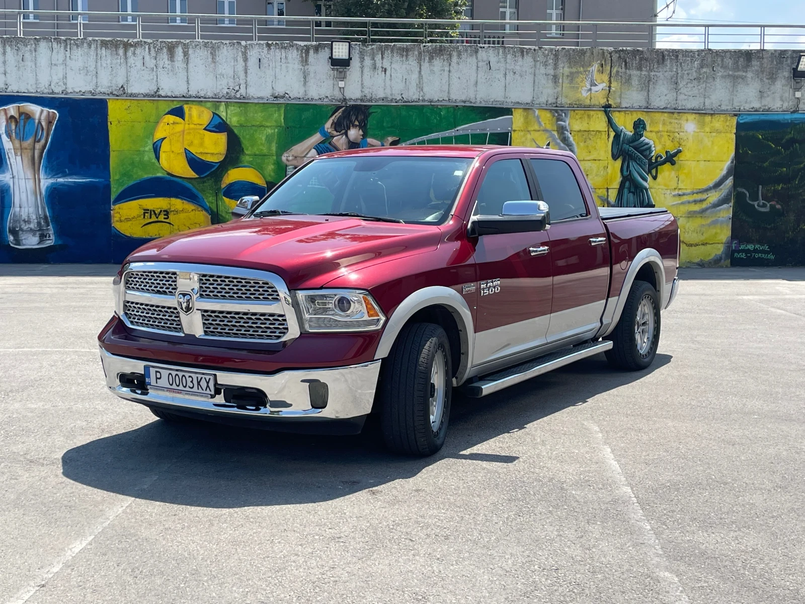 Dodge RAM 1500 1500 5.7 HEMI Laramie