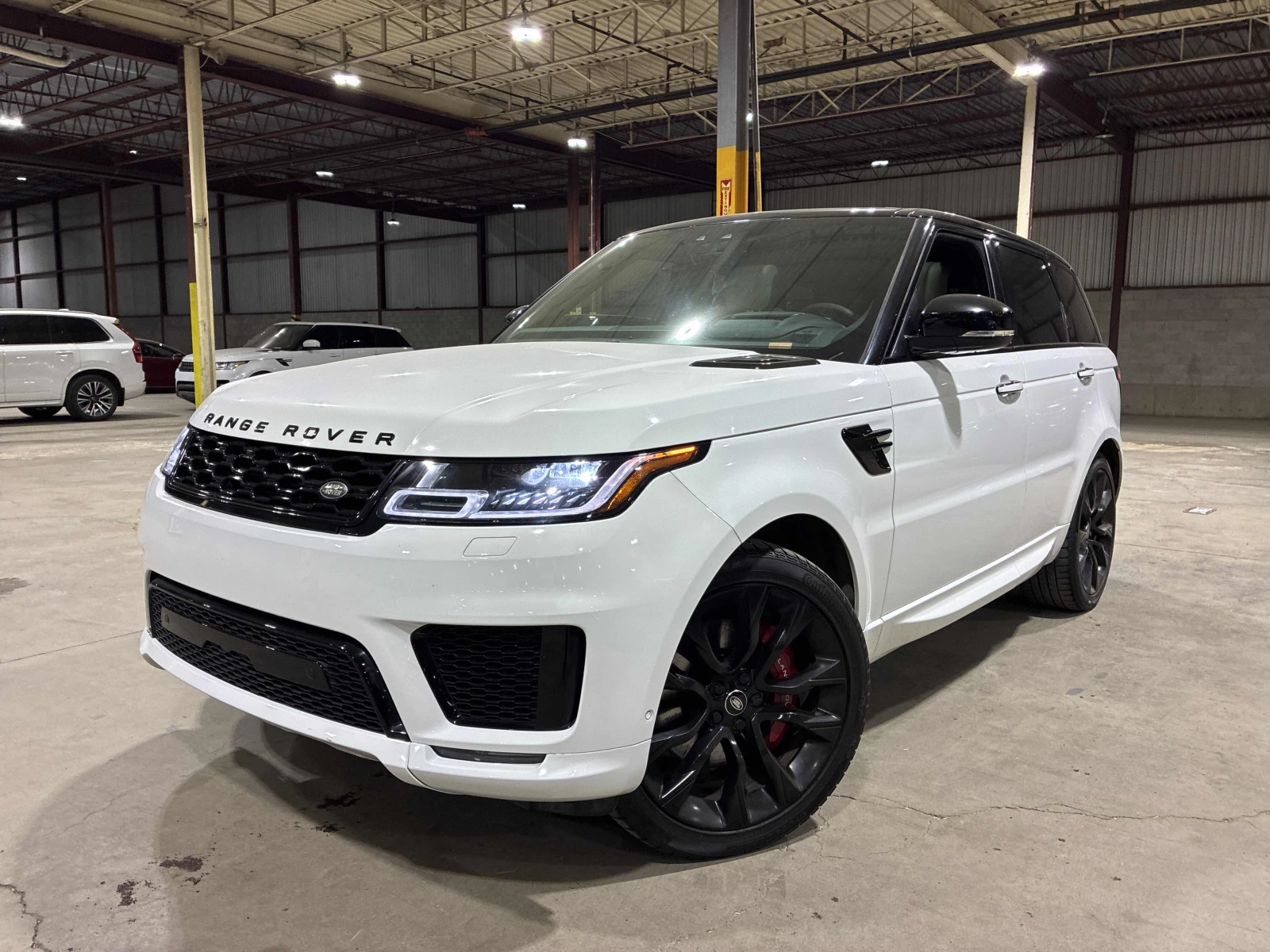 Land Rover Range Rover Sport HST / АВТОКРЕДИТ
