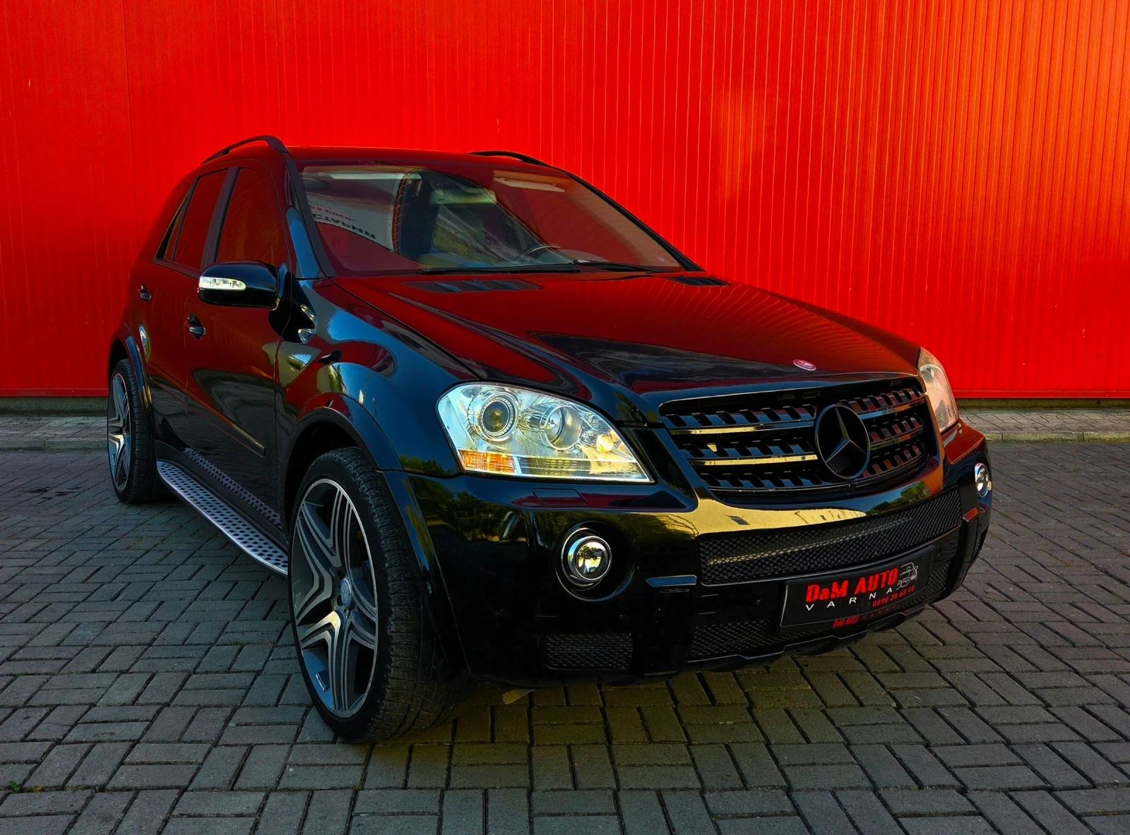 Mercedes-Benz ML 500  AMG Paket | LPG | 22 zoll | Р, снимка 3 - Автомобили и джипове - 56116662