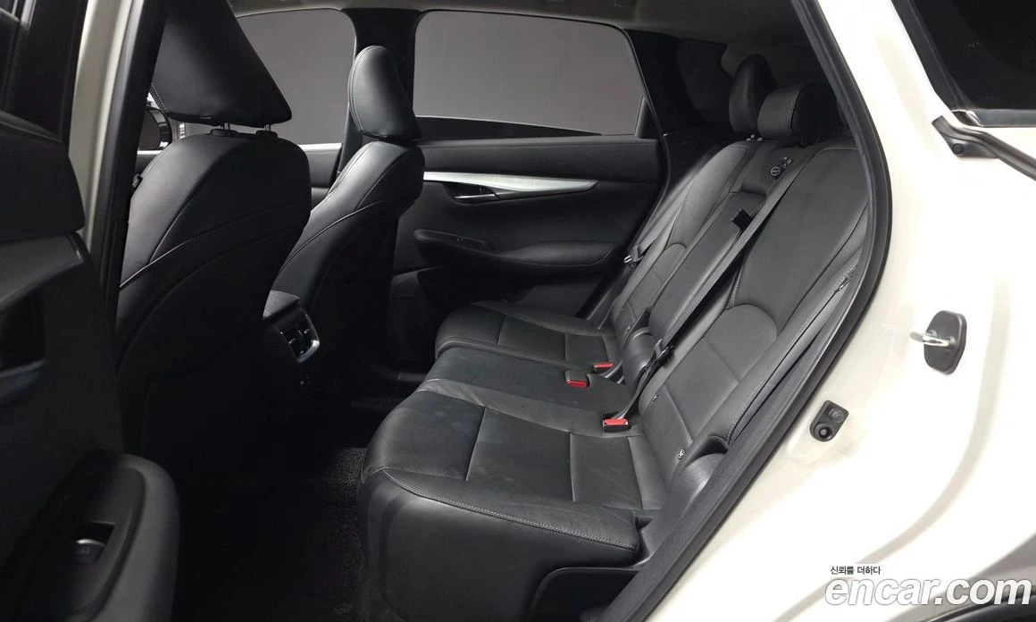 Infiniti QX50 2.0 Essential, снимка 16 - Автомобили и джипове - 56123102