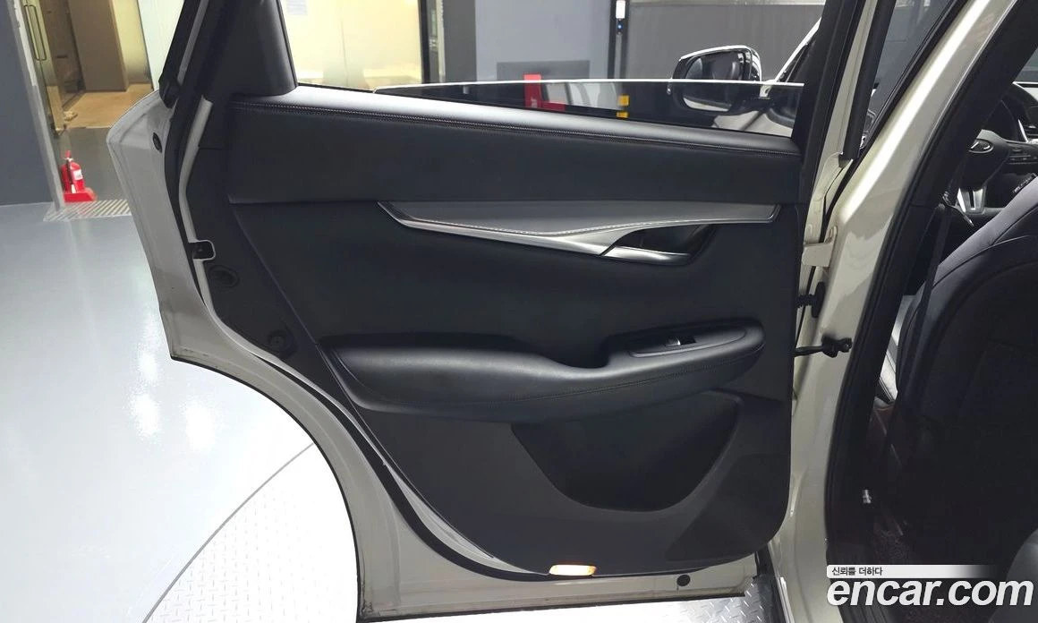 Infiniti QX50 2.0 Essential, снимка 15 - Автомобили и джипове - 56123102