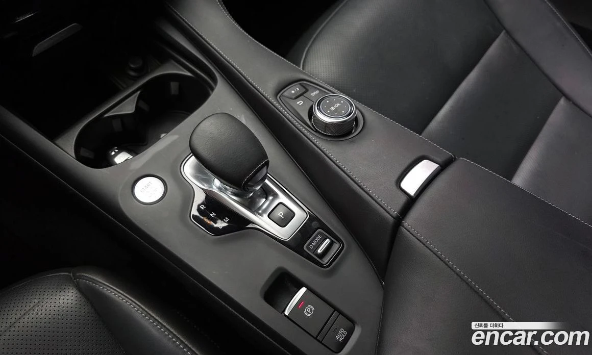Infiniti QX50 2.0 Essential, снимка 12 - Автомобили и джипове - 56123102