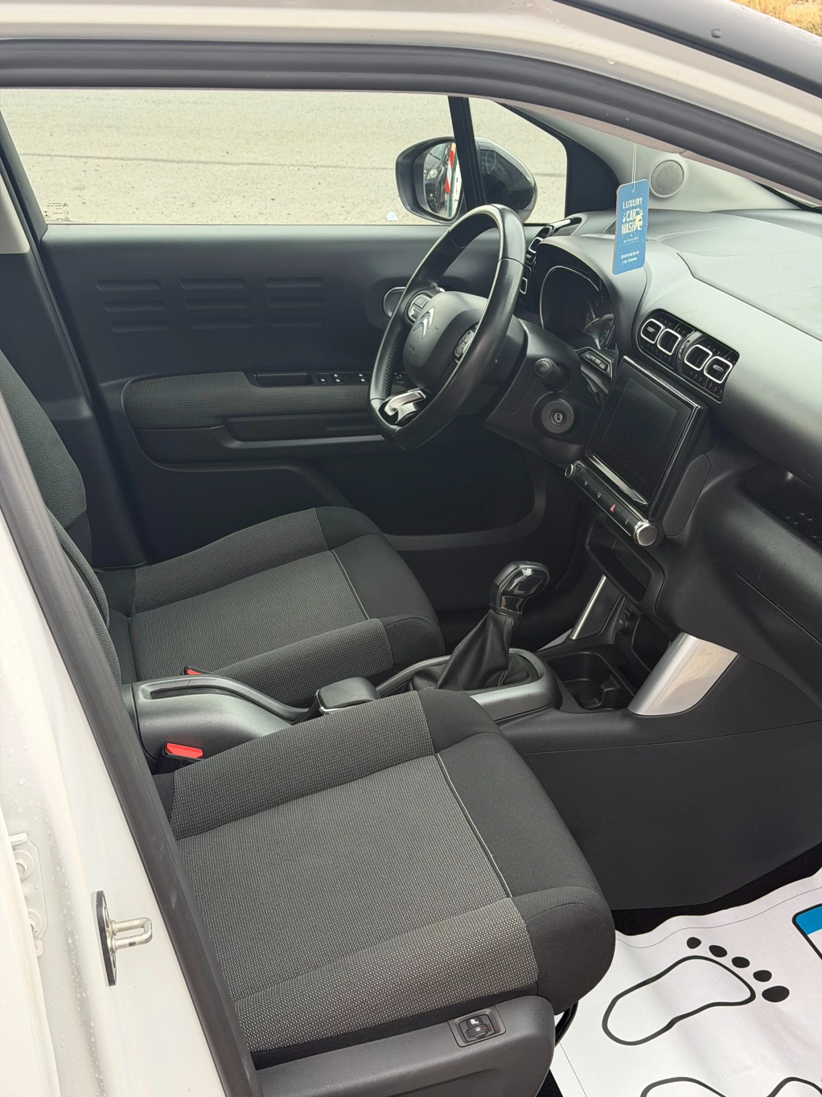 Citroen C3 Aircross, снимка 10 - Автомобили и джипове - 56356388