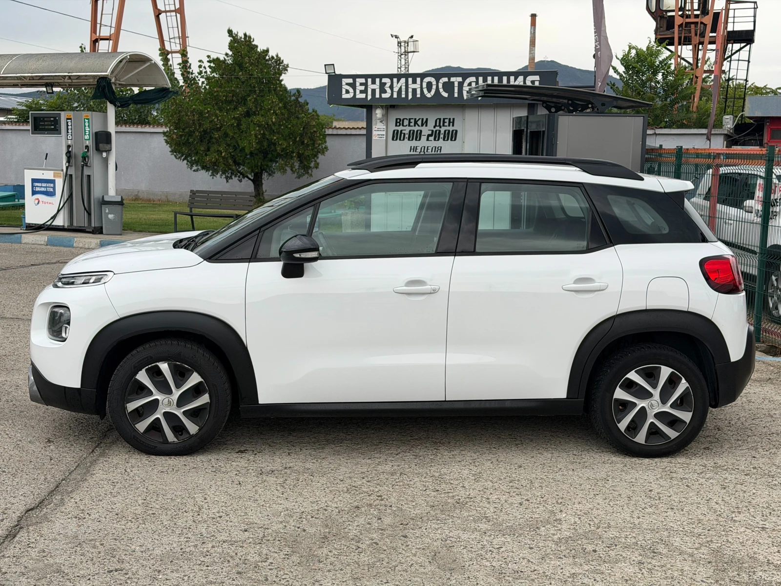 Citroen C3 Aircross, снимка 3 - Автомобили и джипове - 56356388