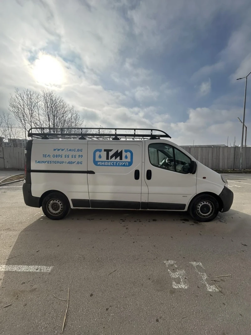 Opel Vivaro 1.9, снимка 1 - Бусове и автобуси - 48772767