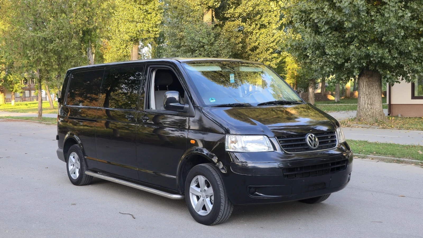 VW T5  Товаропътнически LONG, снимка 7 - Бусове и автобуси - 56075445