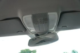 Mercedes-Benz C 220 Перфектен/Обслужен , снимка 13