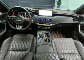 Kia Stinger MEISTER* GT* AWD* HEADUP* КАМЕРИ* 360* ПОДГРЕВ* , снимка 6