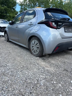 Toyota Yaris 1.5 Hybrid, снимка 4