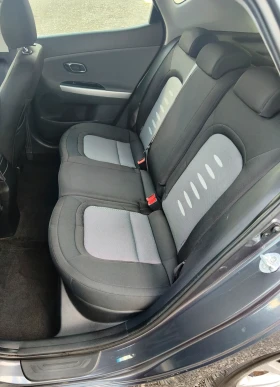 Kia Ceed 1.6 CRDi /NAVI/камера , снимка 9