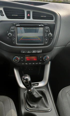 Kia Ceed 1.6 CRDi /NAVI/камера , снимка 12