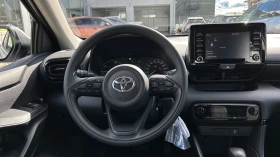 Toyota Yaris Месечна вноска от 340лв с ДДС, снимка 11