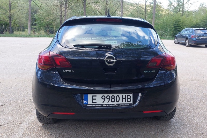 Opel Astra, снимка 4 - Автомобили и джипове - 45799649