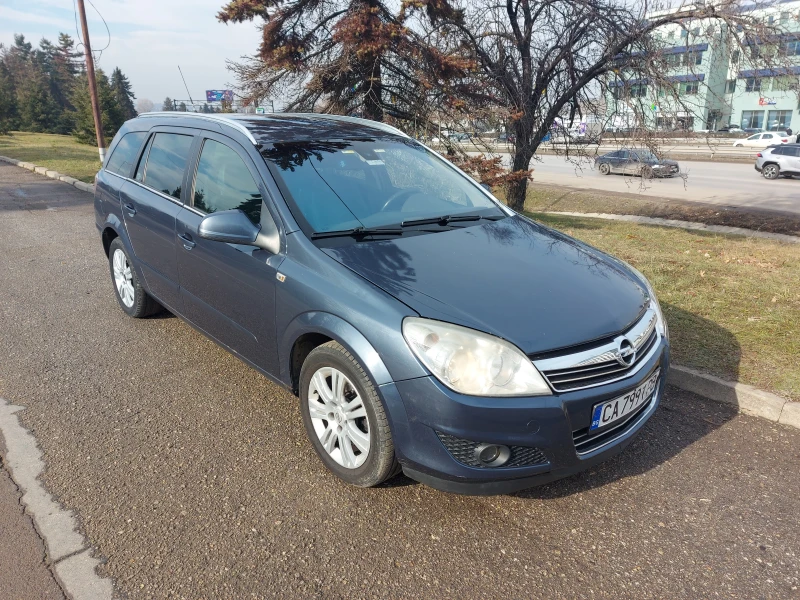 Opel Astra H Caravan, снимка 3 - Автомобили и джипове - 49235876