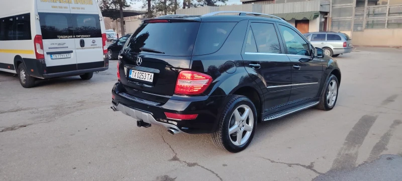 Mercedes-Benz ML 550 АГУ, снимка 6 - Автомобили и джипове - 52557867