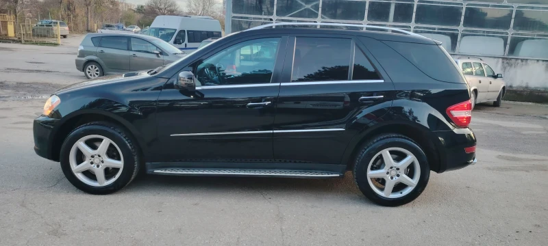 Mercedes-Benz ML 550 АГУ, снимка 2 - Автомобили и джипове - 52557867